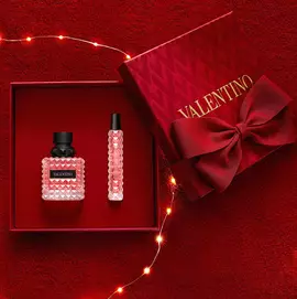Born in Roma Donna Eau de Parfum Holiday Gift Set with Travel Spray