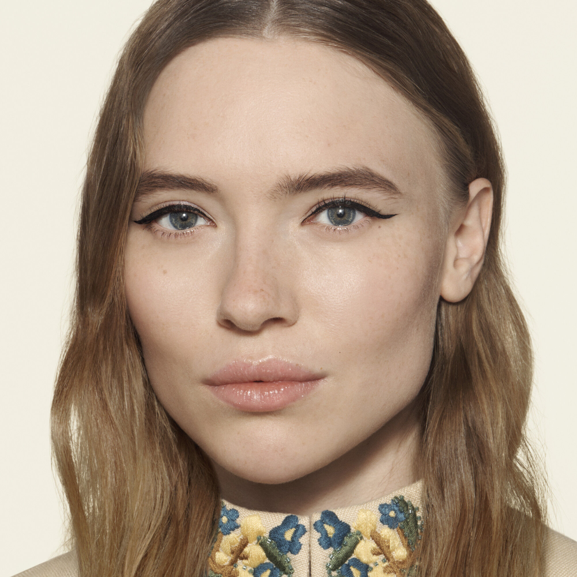 V-LINER WATERPROOF LIQUID EYELINER