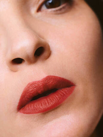 111A Matte Undressed velvet