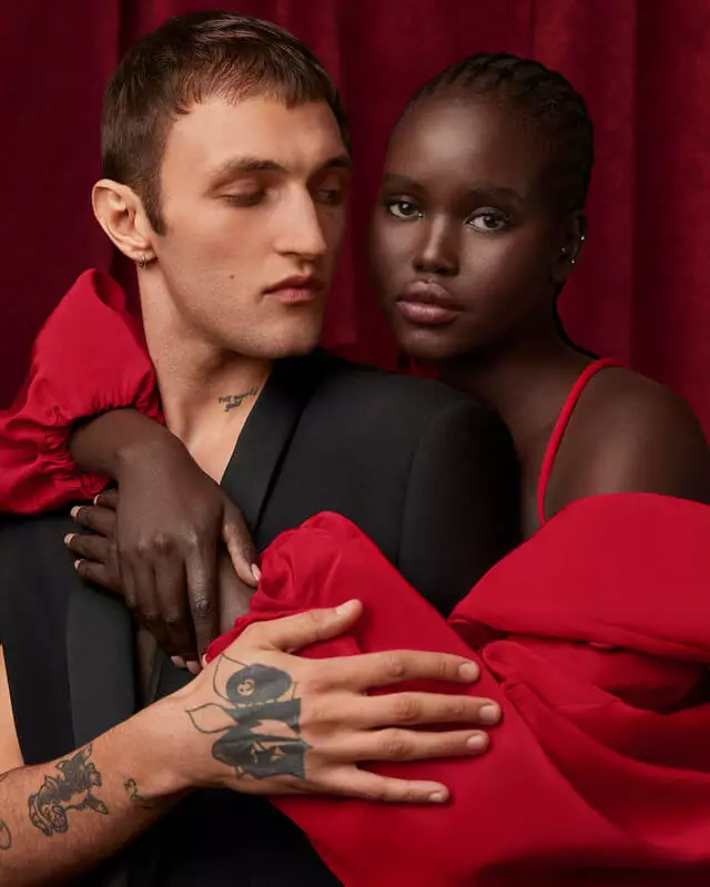 THE VALENTINO HOLIDAY PARTY mobile image