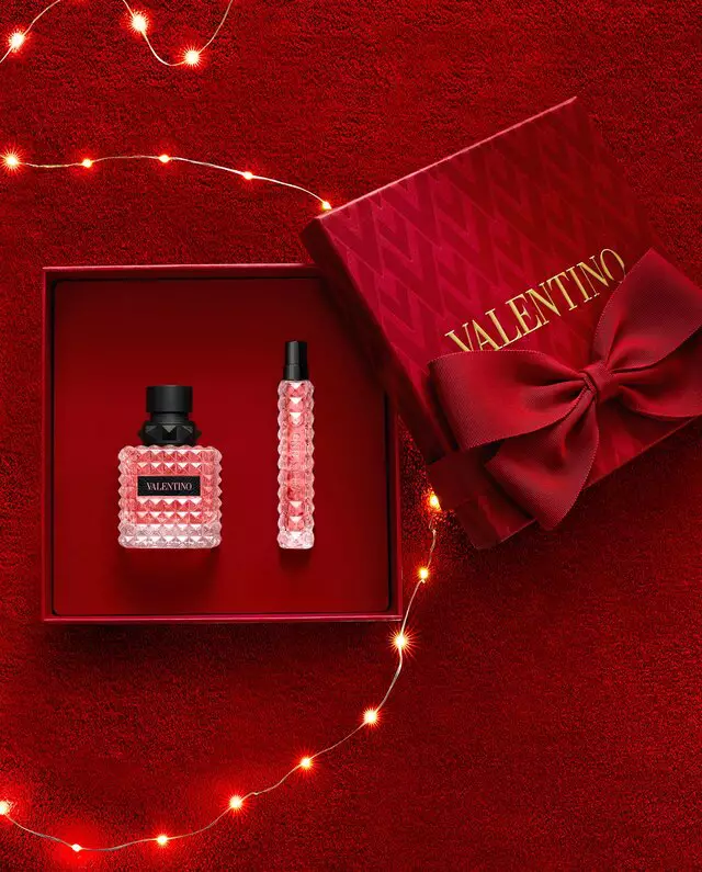 HOLIDAY GIFT SETS image