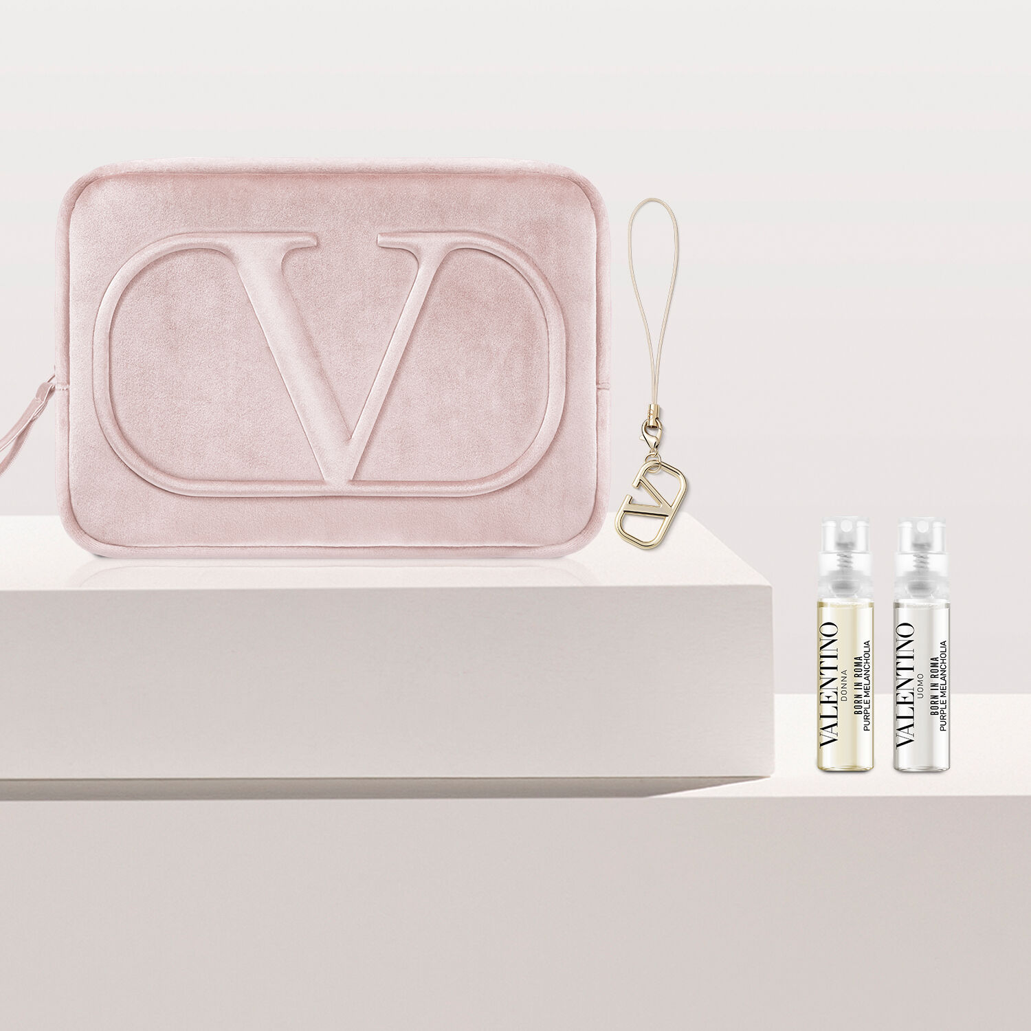 Exclusive Offers, Engraving & Gift Wrap | Valentino Beauty display picture 1