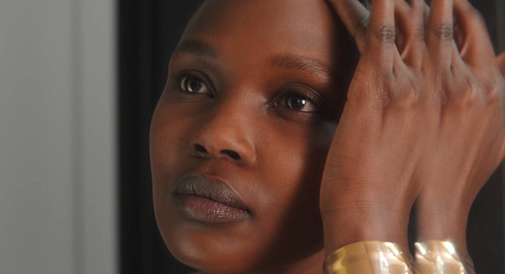 Discover Very Valentino 24H Foundation Valentino Beauty